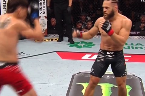 Bakıda UFC gecəsi: Sadıxov və Fiziyevdən qələbə, Musayev uduzub - YENİLƏNİB/FOTO/VİDEO