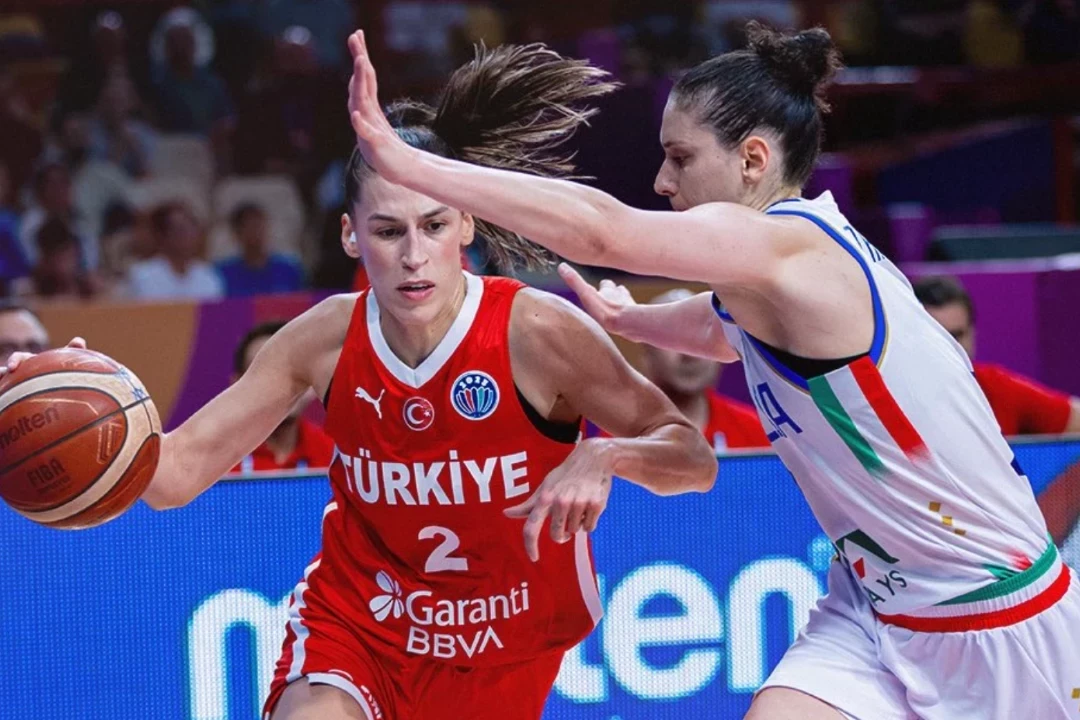 Fransa və İtaliya yarımfinalda