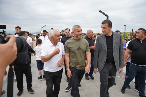 "Qarabağ"ın futbolçuları Füzuli sakinləri ilə görüşüblər - FOTO