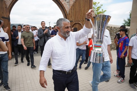 “Qarabağ” çempionluq kuboku ilə “İmarət” stadionunda - FOTO