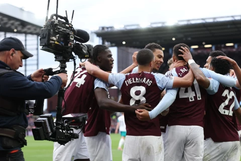 Premier League to introduce live in-match interviews and behind-the-scenes access