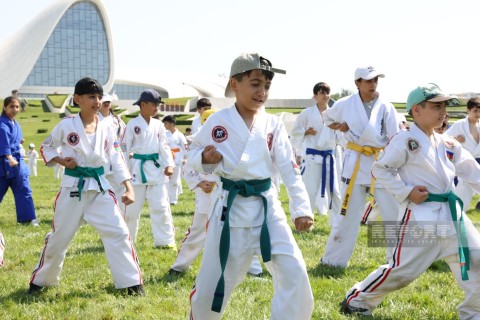 Bakıda kontakt karate üslubları üzrə yay seminarı - FOTO