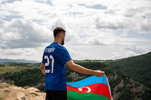 "Qarabağ"ın yeni formalarında Azərbaycan bayrağı - FOTO/VİDEO