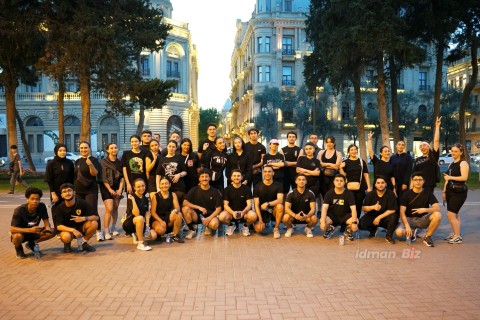 "Baku Night Run Club" həm qaçır, həm də motivasiya və maraq oyadır - Bakı bulvarından FOTOREPORTAJ