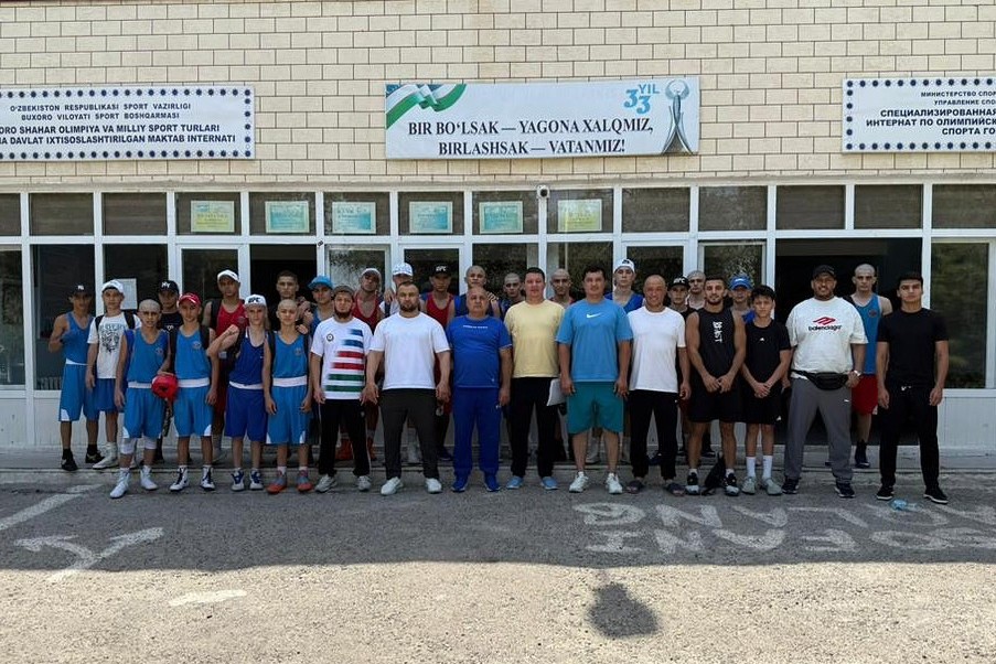 Azerbaijani boxers begin European Championship prep