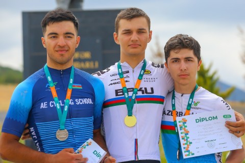 Завершился чемпионат Азербайджана по шоссейному велоспорту - ПОБЕДИТЕЛИ/ФОТО
