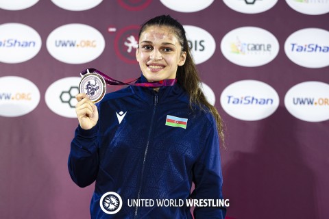 Рузанна Мамедова во второй раз выиграла ЧЕ до 20 лет - ФОТО