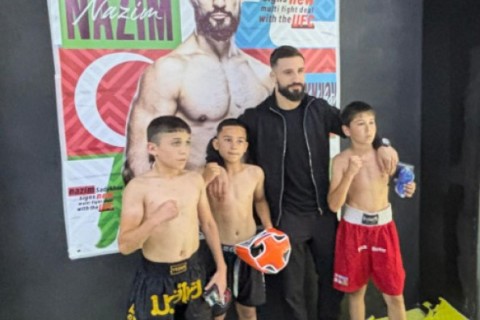Bakıda keçirilmiş "UFC Fight Night"ın qalibi Tbilisidə azərbaycanlı idmançılarla görüşüb - FOTO