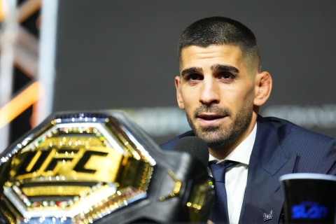 Чемпион UFC Илия Топурия назвал имя своего следующего соперника