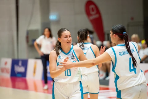 Millimizdən Avropa çempionatına qələbə ilə start - FOTO