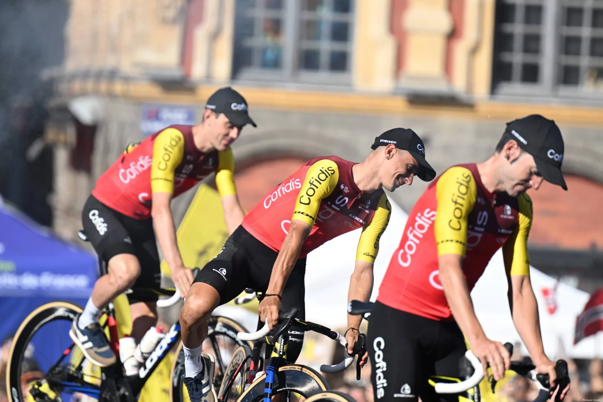 "Tour de France"da komandanın 11 velosipedi oğurlanıb – hər biri 13 min avro dəyərində