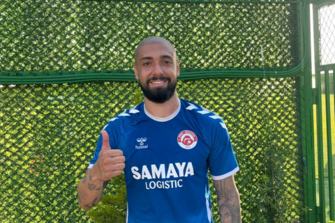 Yeni transfer Bakıda tıxacdan şikayətlənib: "Tanınmış braziliyalılar da bu yoldan keçir" - MÜSAHİBƏ