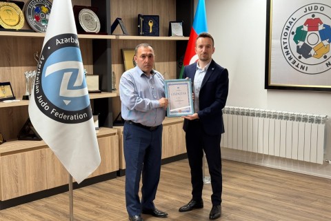 Klub və idman təşkilatına lisenziya təqdim olunub - FOTO