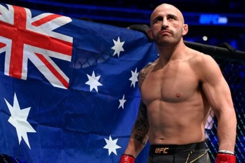 Семья просит чемпиона UFC завершить карьеру