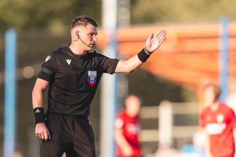 Rusiyada futbol hakimi polis tərəfindən saxlanılıb