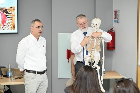UCL professor leads sports medicine training in Baku – PHOTO