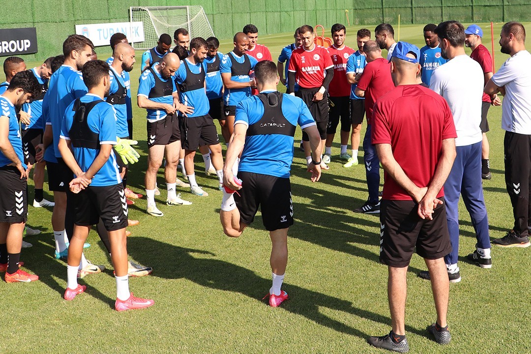 "Araz-Naxçıvan" "Alanyaspor"a qarşı
