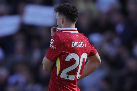 Liverpool pays tribute to Diogo Jota and Andre Silva ahead of Preston friendly