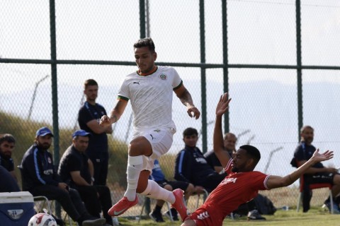 Araz-Nakhchivan holds Alanyaspor to goalless draw in friendly match - PHOTO