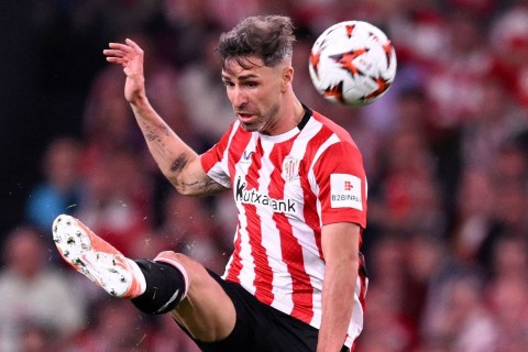 Klub antidopinq qaydalarını pozduğuna görə cəzalandırılan futbolçusunu dəstəkləyir