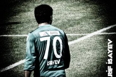 Azerbaijani striker running a restaurant: "I can't control my weight"