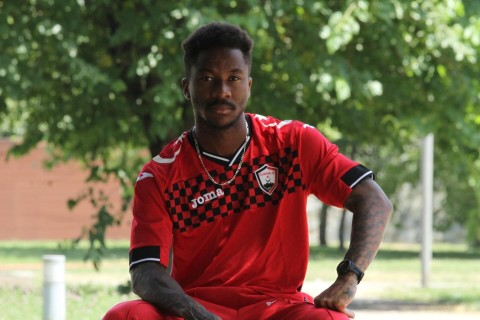 “Lill”in futbolçusunun “Qəbələ”yə keçidi rəsmiləşib