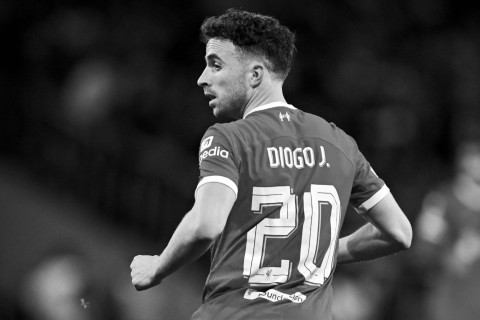 "Liverpul" Dioqo Jotanın xatirəsinə 20 nömrəli formanı əbədiləşdirib