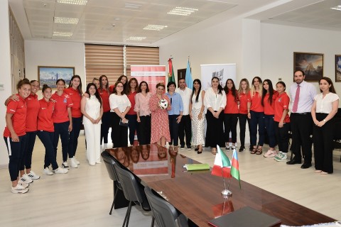 Meksika səfiri millimizin futbolçuları ilə görüşüb