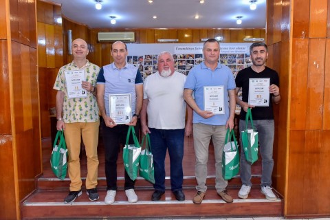 Press Day chess showdown: media representatives compete in traditional tournament