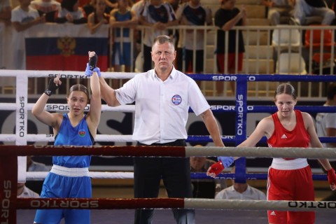 Avropa birinciliyi: 4 boksçumuz finala, 6-sı yarımfinala yüksəlib - FOTO