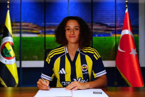 Azərbaycan yığmasının futbolçusu "Fənərbaxça"da
