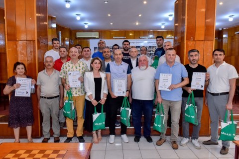 Press Day chess showdown: media representatives compete in traditional tournament