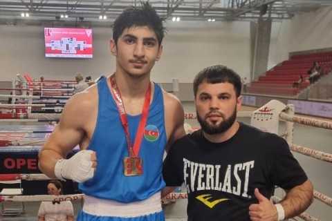 Boksçumuzdan Portuqaliyada qızıl medal