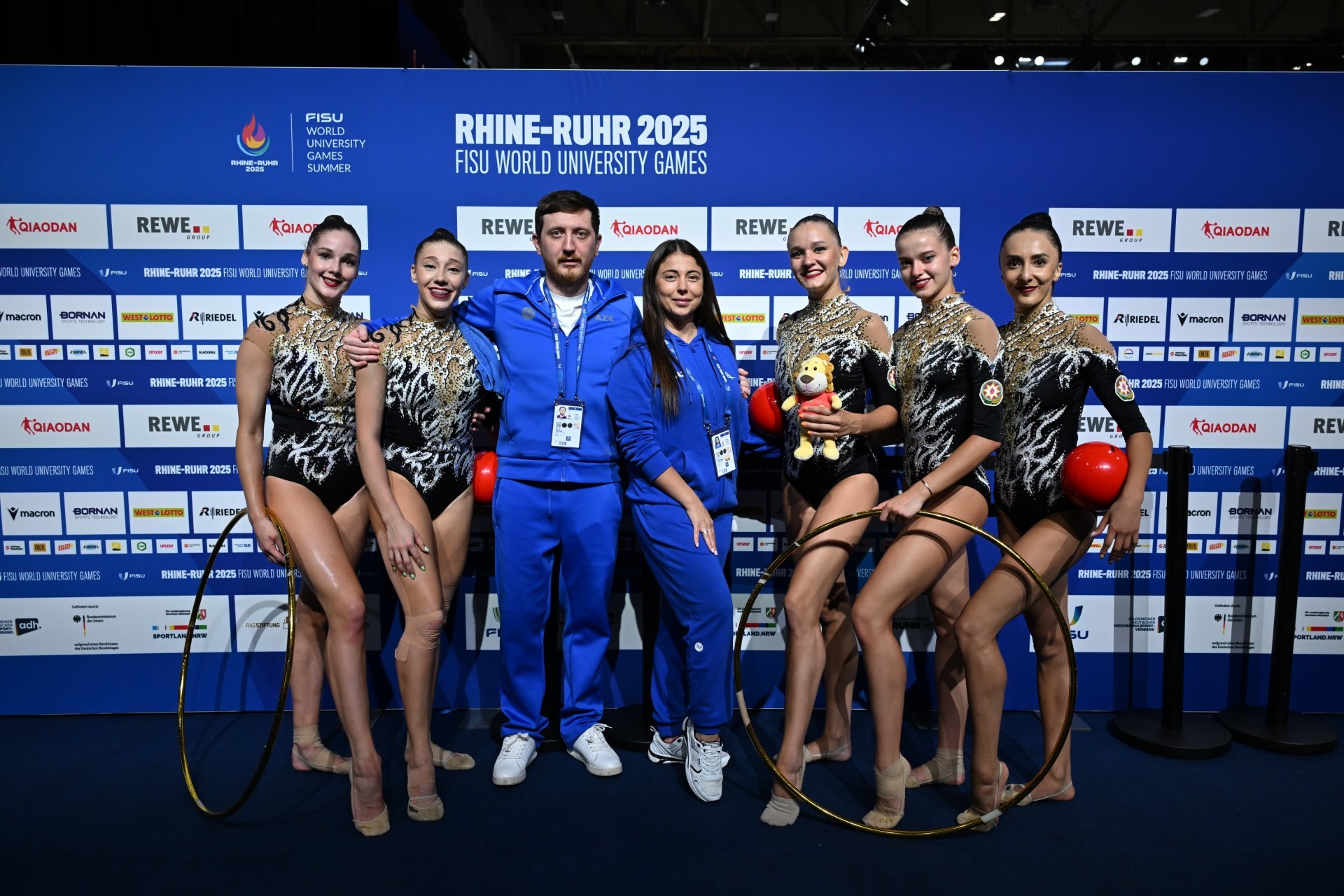 Gimnastlarımız fəxri kürsünün ən yüksək pilləsində - Universiadada ilk QIZIL – YENİLƏNİB/FOTO/VİDEO