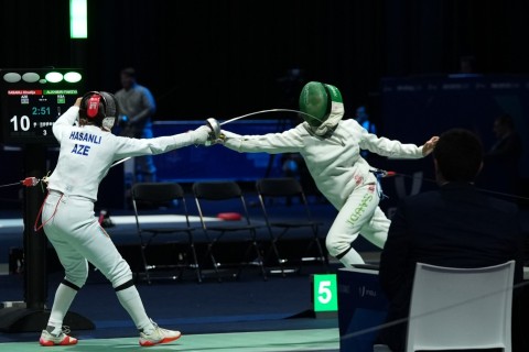 Universiada: şpaqa və sablya növləri üzrə komanda yarışlarına start verilib  - YENİLƏNİB/FOTO