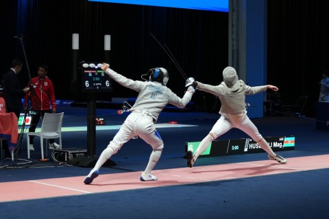 Universiada: şpaqa və sablya növləri üzrə komanda yarışlarına start verilib  - YENİLƏNİB/FOTO