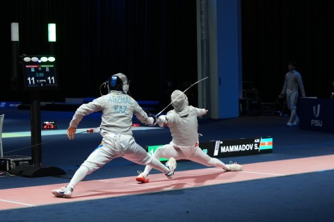 Universiada: şpaqa və sablya növləri üzrə komanda yarışlarına start verilib  - YENİLƏNİB/FOTO