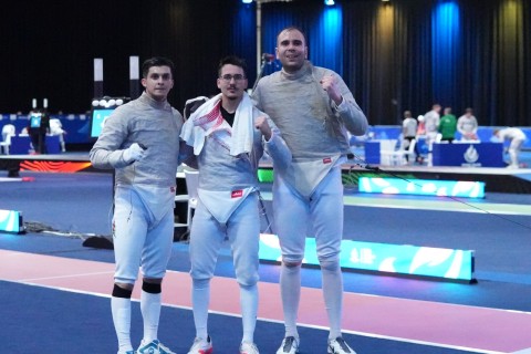 Universiada: şpaqa və sablya növləri üzrə komanda yarışlarına start verilib  - YENİLƏNİB/FOTO