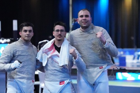 Universiada: şpaqa və sablya növləri üzrə komanda yarışlarına start verilib  - YENİLƏNİB/FOTO