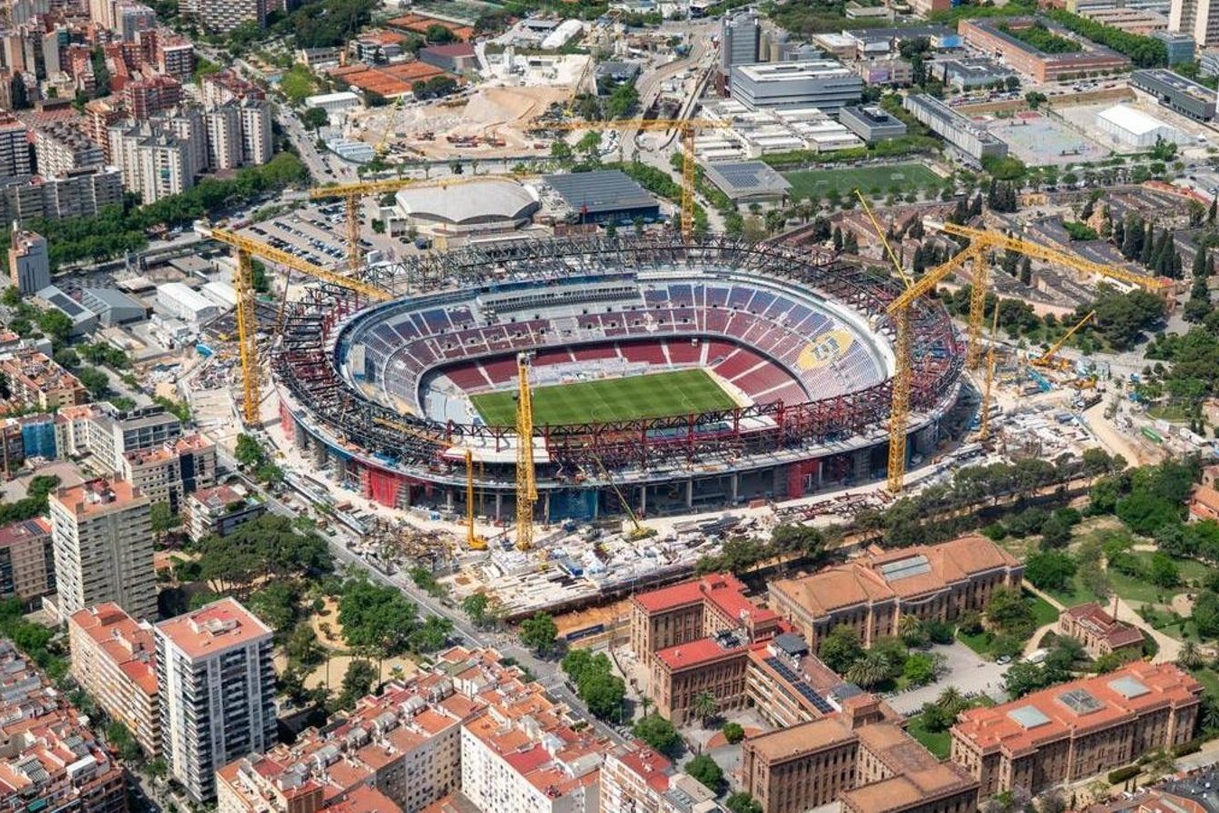 "Barselona"nın doğma stadiona qayıdışı təxirə salınıb