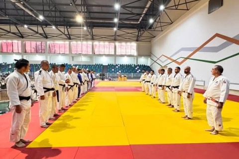 Japanese-trained judo experts lead coaching seminar in Guba - PHOTO
