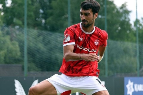 Mahir Əmrəli "Roma" ilə matçın ilk yarısında oynayıb