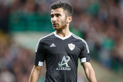 Bakıda tanınmış futbolçunun evindən oğurluq edən qadın məhkəmə qarşısında
