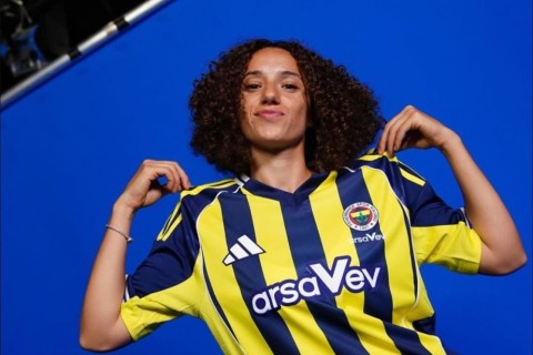 “Fənərbaxça”ya keçən millimizin futbolçusu: "Qərar verməyim uzun çəkmədi" - MÜSAHİBƏ