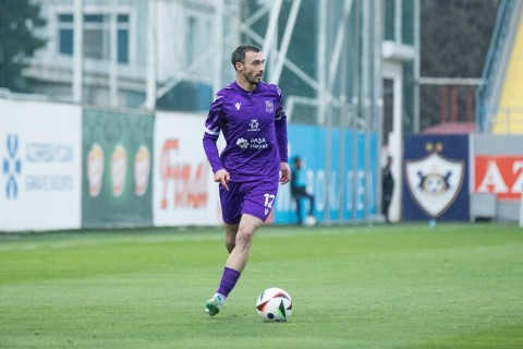 "Sumqayıt" gürcü futbolçu ilə vidalaşıb