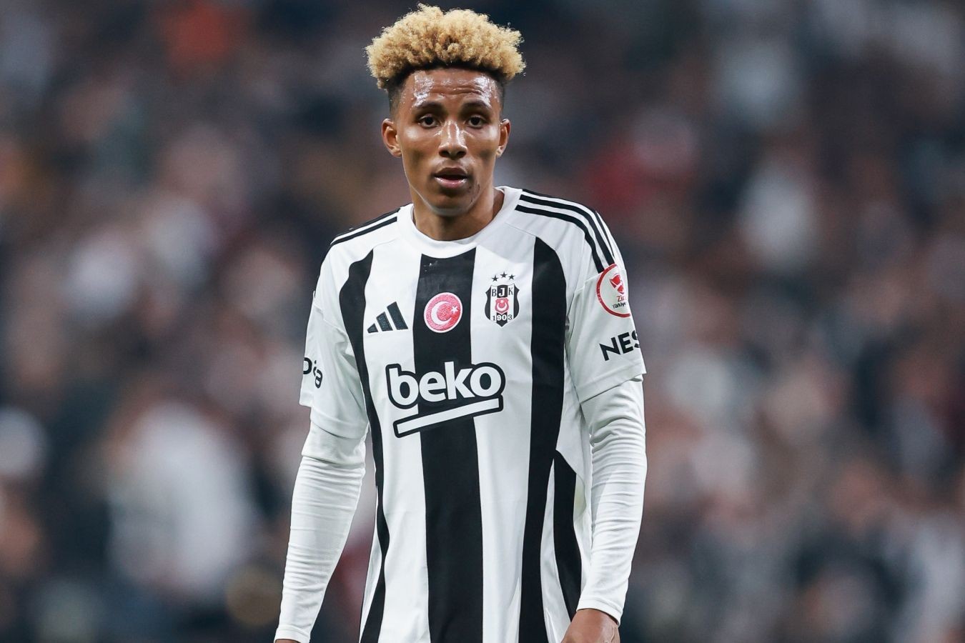 "Beşiktaş" Fernandes məsələsində "Benfika" ilə anlaşıb