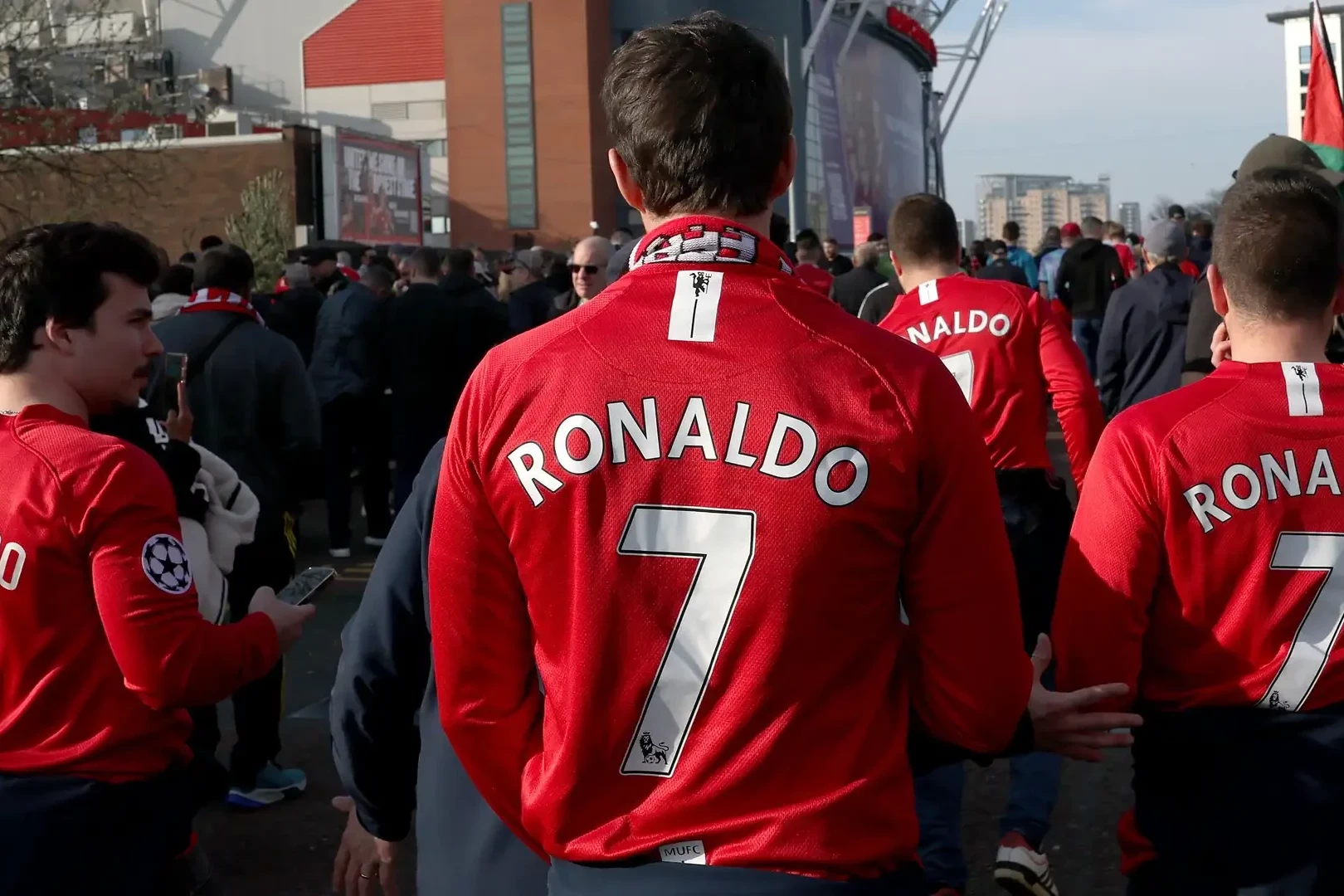 "Манчестер Юнайтед" запретил печатать имена Роналду, Бекхэма и Кантона на футболках