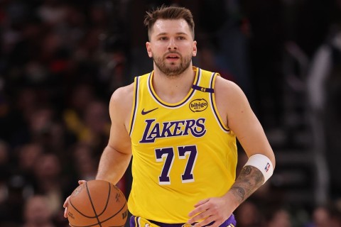 Luka Donçiç "Los-Anceles Leykers"lə yeni müqavilə bağlayır