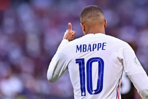 Мбаппе получил 10-й номер в "Реале", сменив Модрича