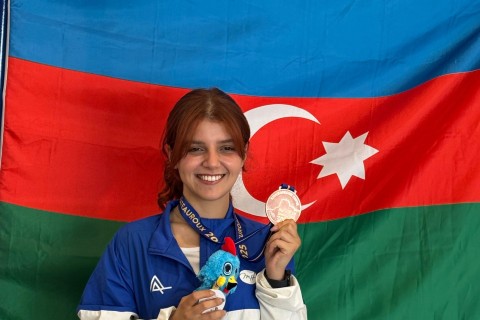 Азербайджанский стрелок завоевала бронзу на чемпионате Европы - ФОТО